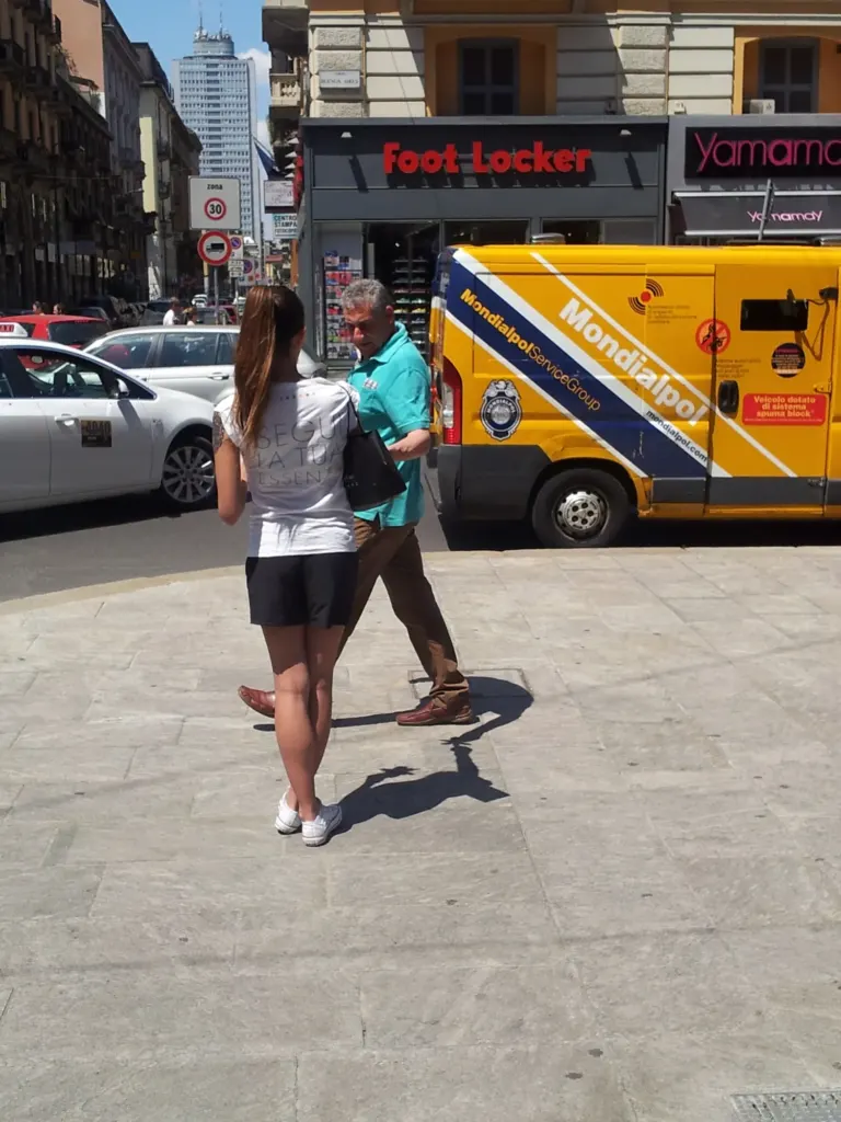 Millefiori Milano profuma Corso Buenos Aires con Tribe e Ambient Media — foto 15