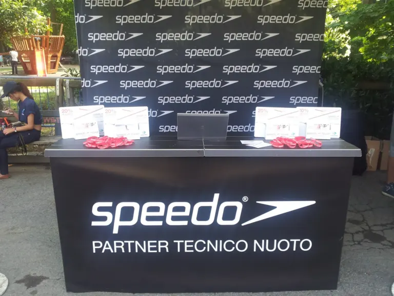 Speedo (s)veste Milano con Ambient Media — foto 61