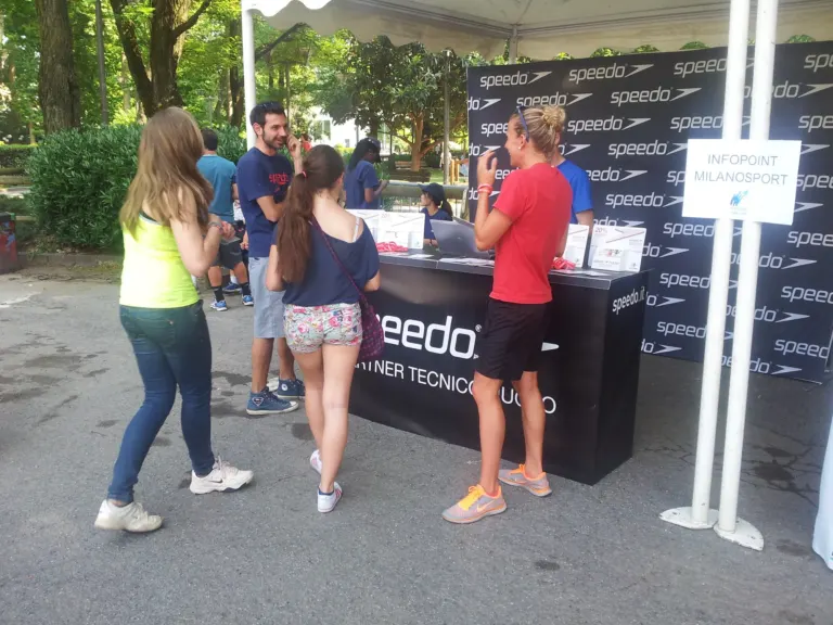 Speedo (s)veste Milano con Ambient Media — foto 62