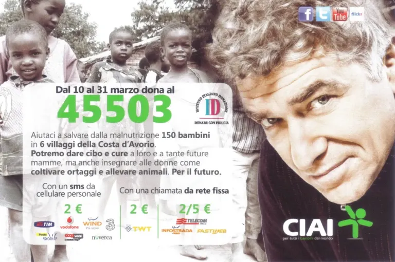 Ambient Media sostiene CIAI distribuendo cartoline e pieghevoli per le campagne SMS, Sostegno a Distanza e 5 x 1000 — foto 1