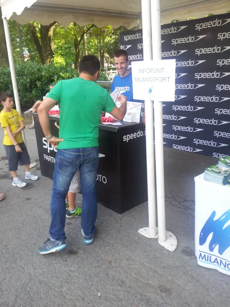Speedo (s)veste Milano con Ambient Media — foto 66