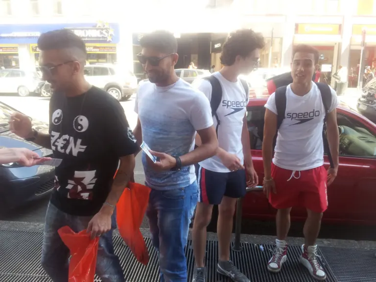 Speedo (s)veste Milano con Ambient Media — foto 25