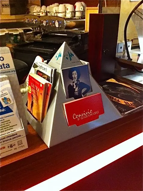 Convivio comunica con le cartoline pubblicitarie Ambient Media — foto 4