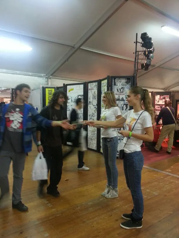 A Lucca Comics & Games gli eroi di Bonelli tornano a sostenere AIDO con le cartoline Ambient Media — foto 12