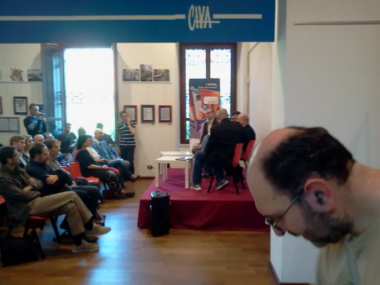 Ambient Media con le cartoline alla Mostra di Sergio Bonelli — foto 11