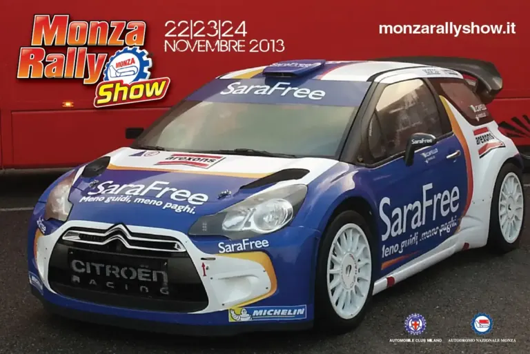 Sara Assicurazioni al Monza Rally Show con le cartoline e le modelle Ambient Media — foto 1